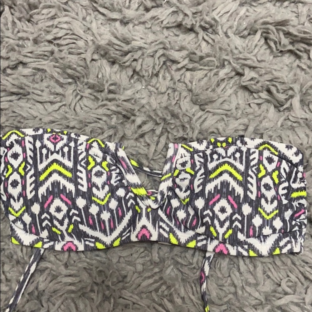 TARGET BIKINI TOP